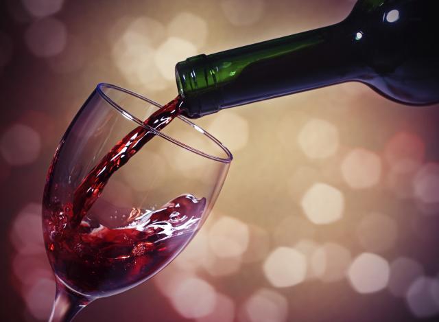 Čaša vina dnevno štiti od moždanog udara
